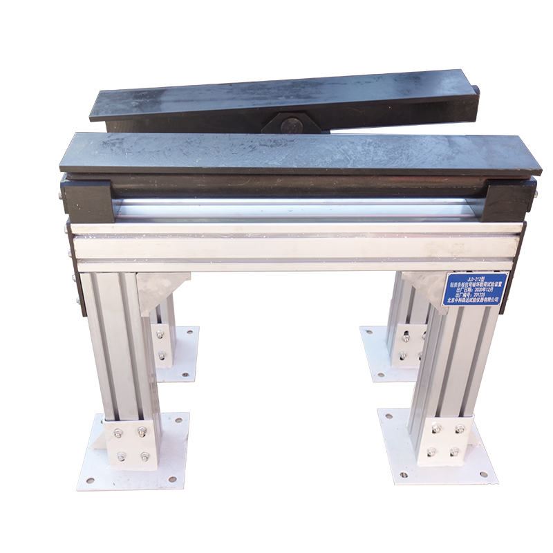 輕質(zhì)條板抗彎破壞載荷試驗裝置